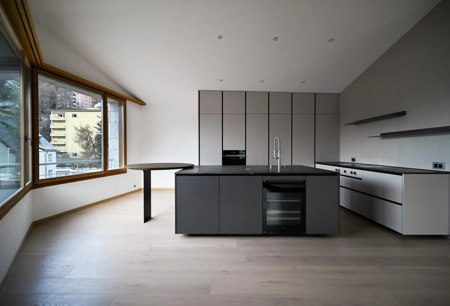 Eleganti seconde case in architettura scultorea «Chalavus» - Foto 3 di 9