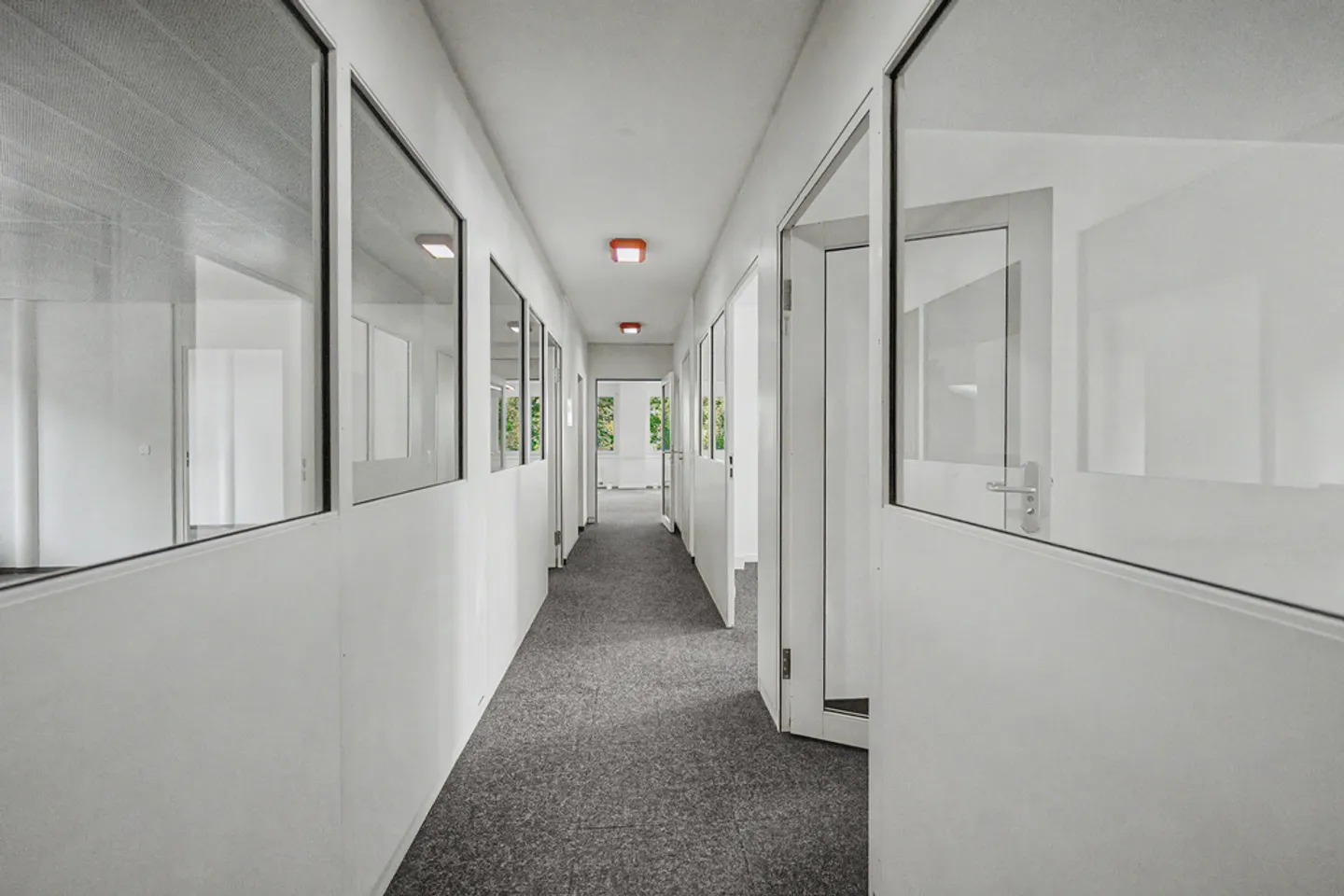 Büro - Foto 2 von 9