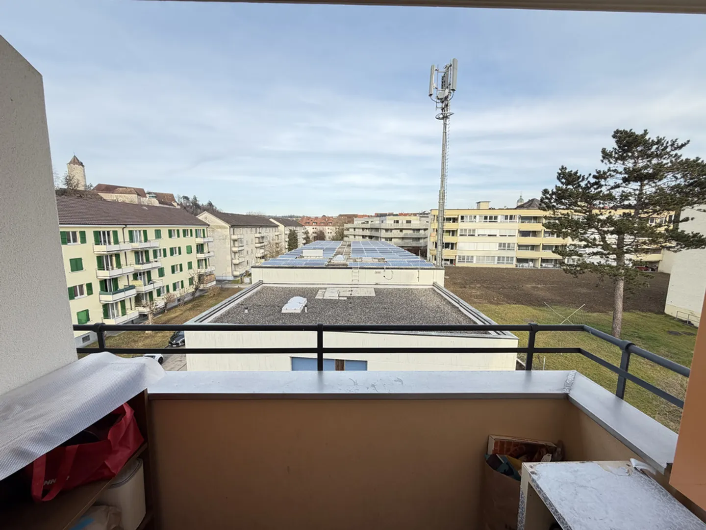 Appartement avec 2 balcons - Photo 2 sur 10
