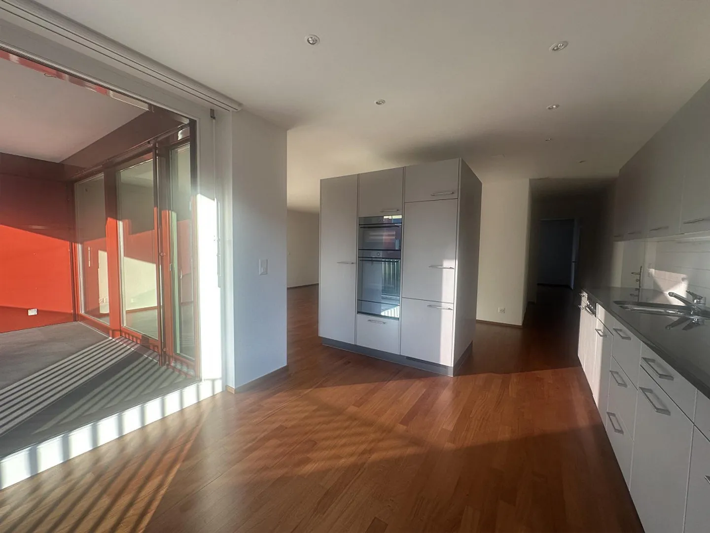 Vivere moderno vicino al lago – attraente appartamento di 4½ stanze a Lucerna - Foto 5 di 17