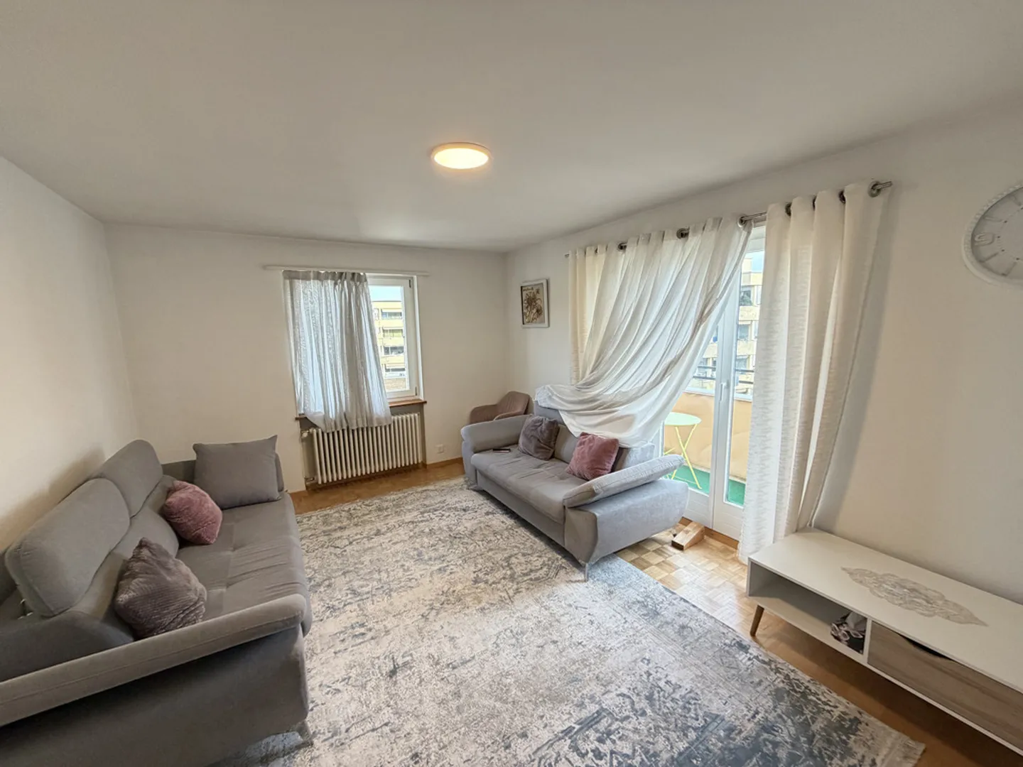 Appartement avec 2 balcons - Photo 3 sur 10