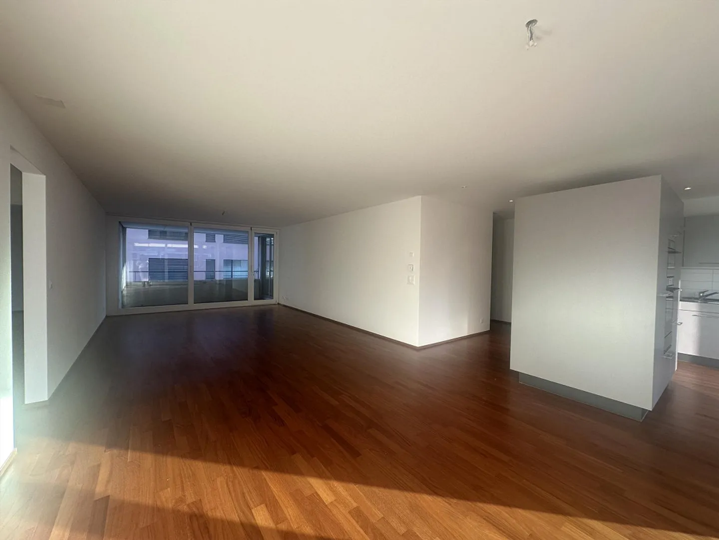 Vivere moderno vicino al lago – attraente appartamento di 4½ stanze a Lucerna - Foto 9 di 17