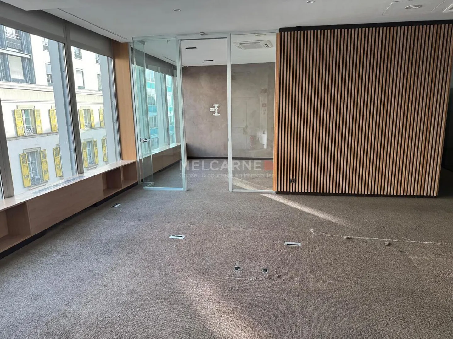 Bureaux de 255 m2 Rue du Rhône - Photo 4 sur 4