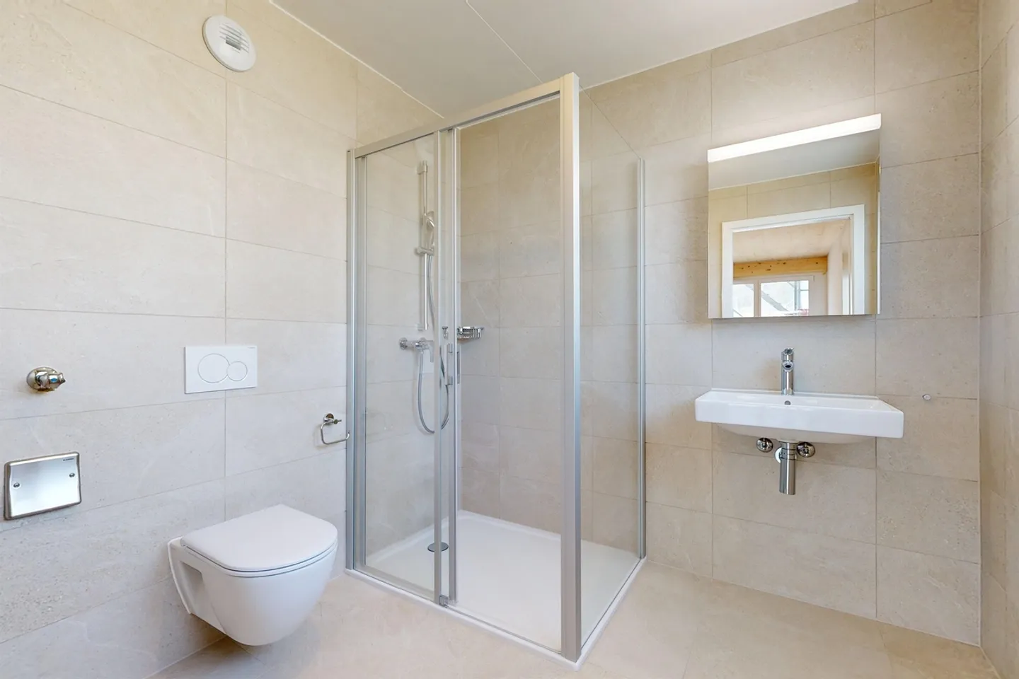 Geräumige 4.5-Zimmer-Wohnung mit Balkon und modernem Komfort! - Photo 6 sur 8