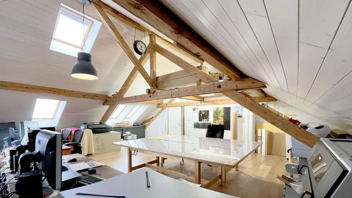 Maison avec potentiel locatif à vendre - Photo 9 sur 11