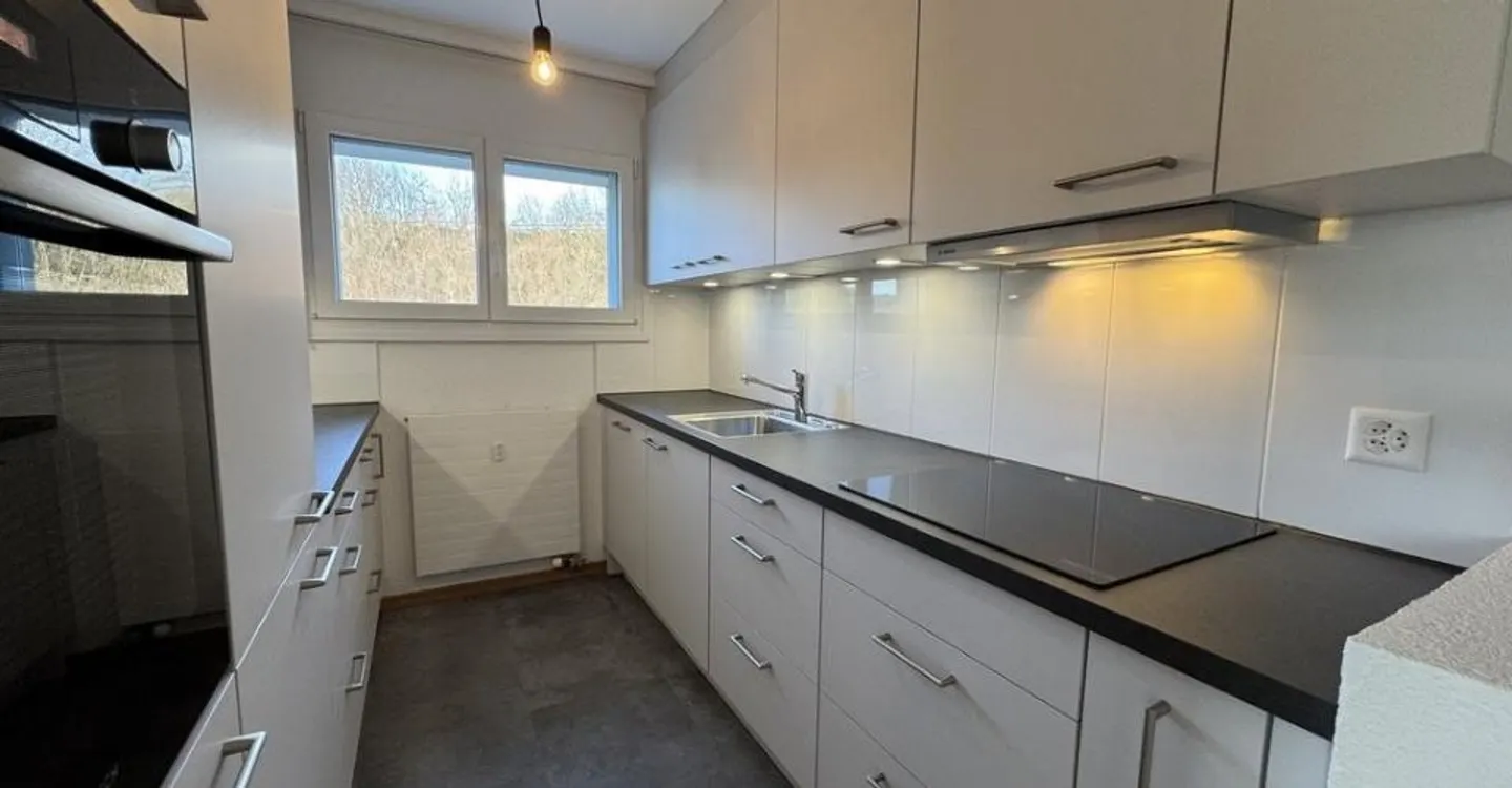 Appartement attrayant de 4,5 pièces avec balcon spacieux - Photo 7 sur 12