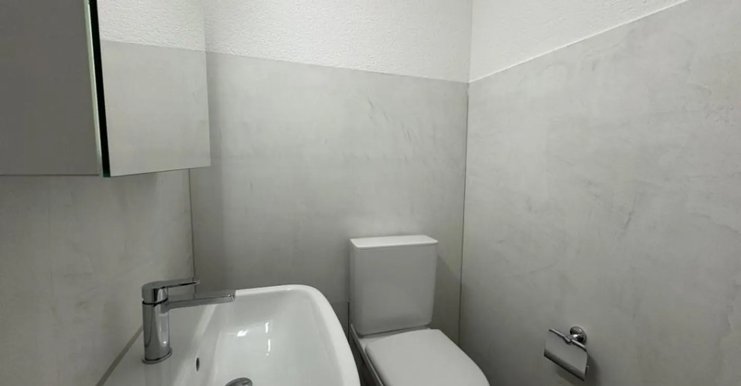 Appartement attrayant de 4,5 pièces avec balcon spacieux - Photo 9 sur 12