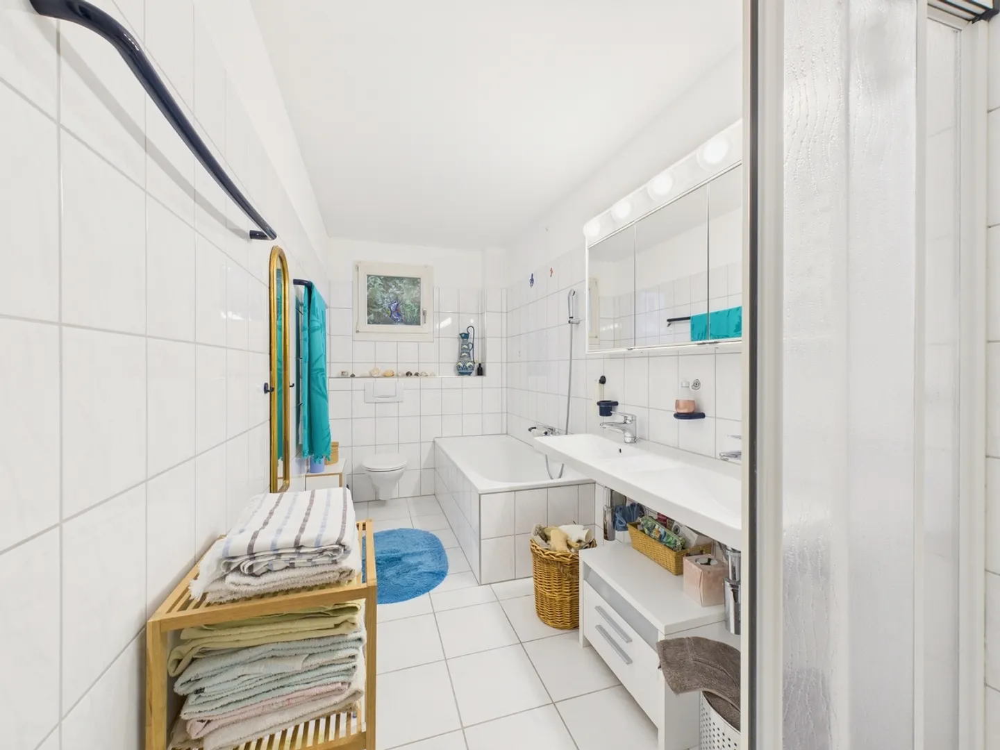 Maison moderne de 5 pièces en bout de rangée avec jardin spacieux à Endingen - Photo 6 sur 8