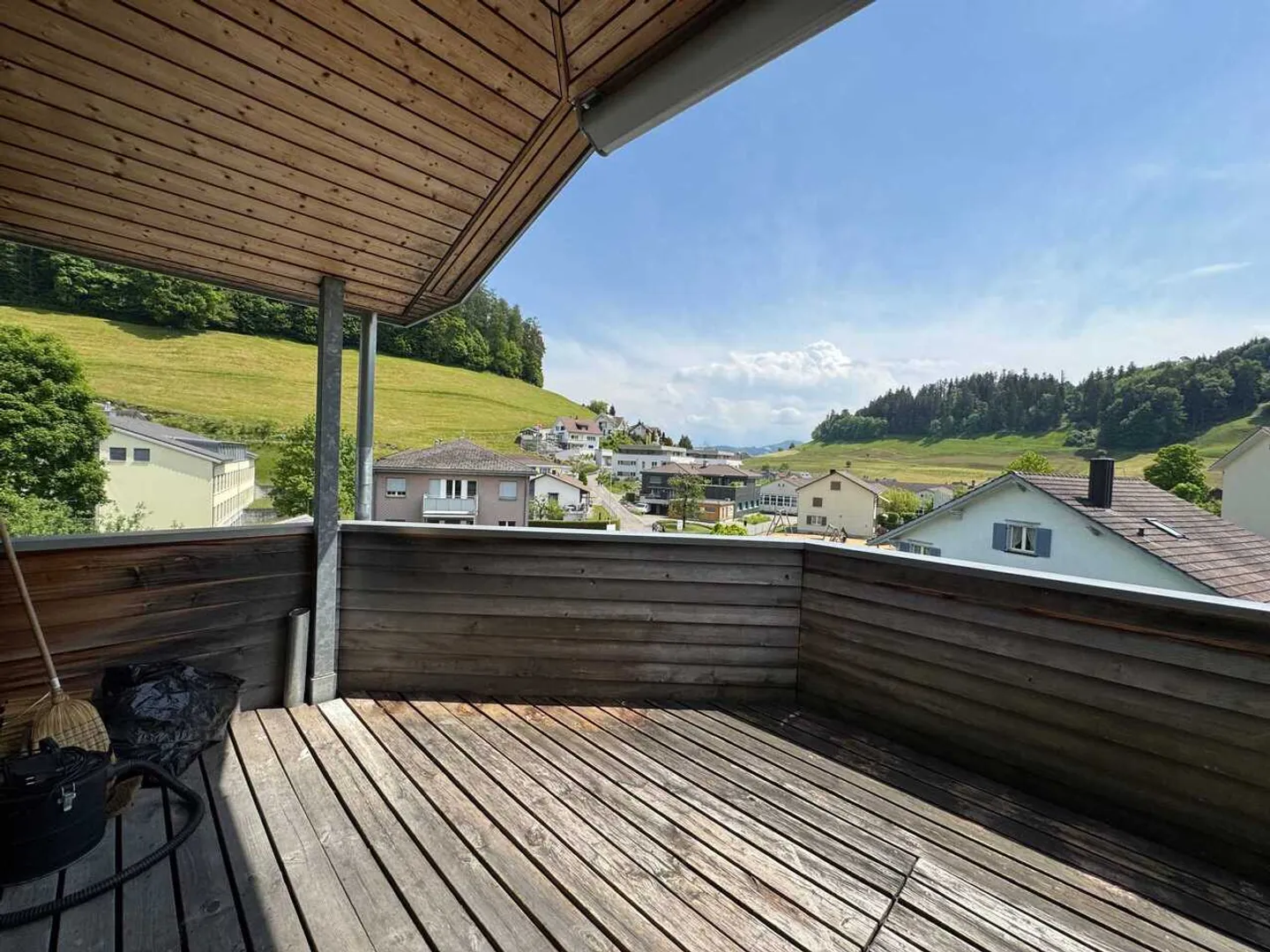 5.5-Room Maisonette Apartment with Terrace and View in Mosnang - Photo 11 of 13