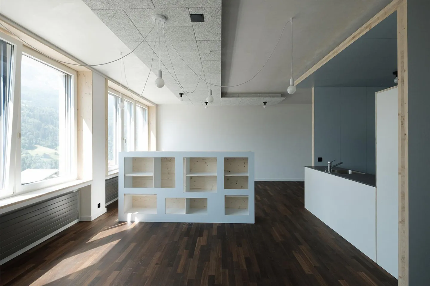 3.5 Room Apartment - Photo 2 of 8