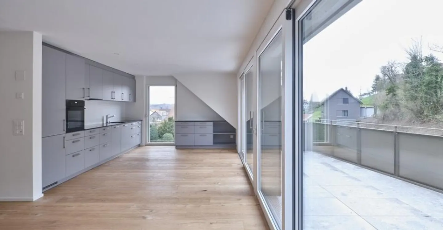 The perfect first apartment - Photo 4 of 6