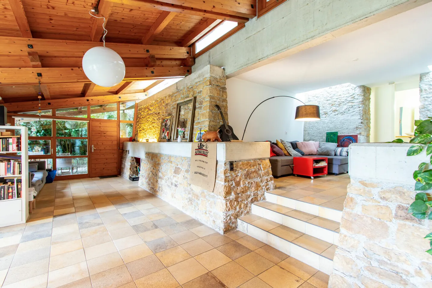 For Sale: Villa Bellevue - Photo 11 of 16