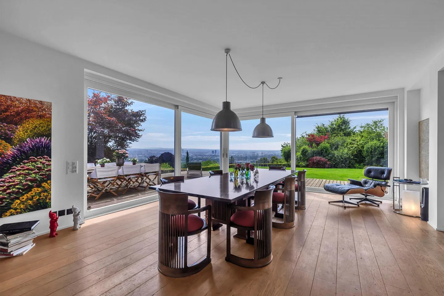 Villa with expansion possibilities & land reserve - Photo 4 of 11