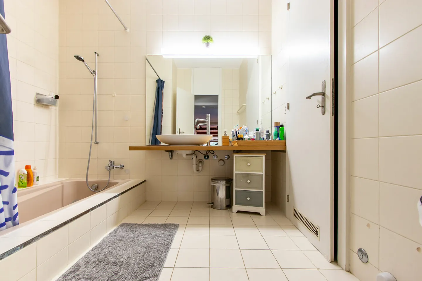 For Sale: Villa Bellevue - Photo 13 of 16