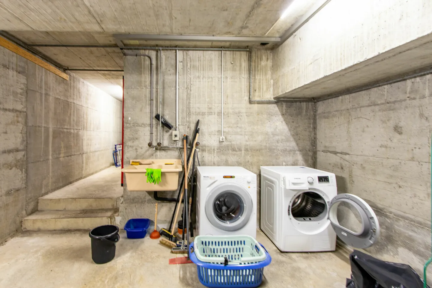 For Sale: Villa Bellevue - Photo 15 of 16