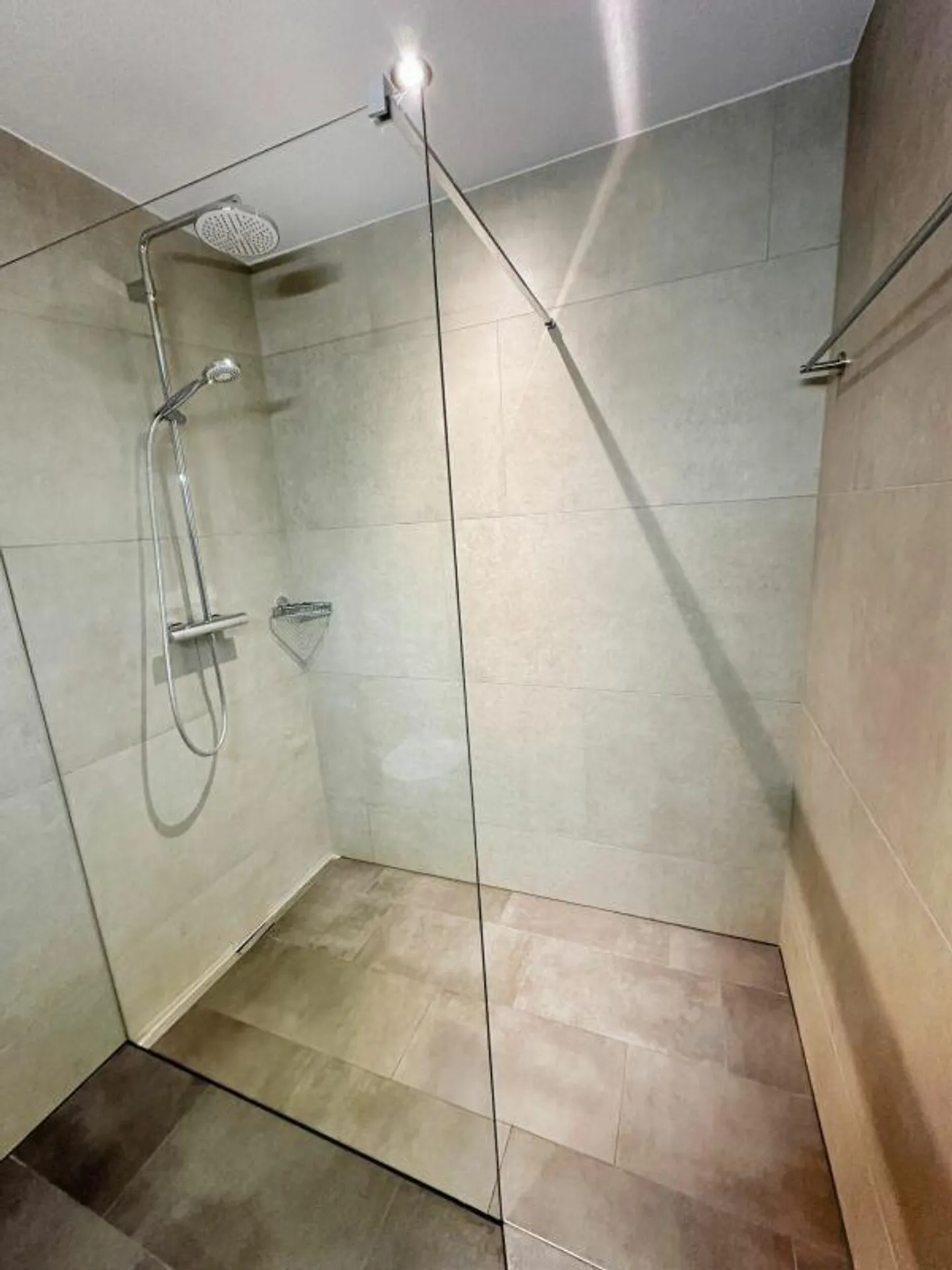 Moderne 3.5 Zimmer-Wohnung in Bettwiesen - Foto 8 von 9