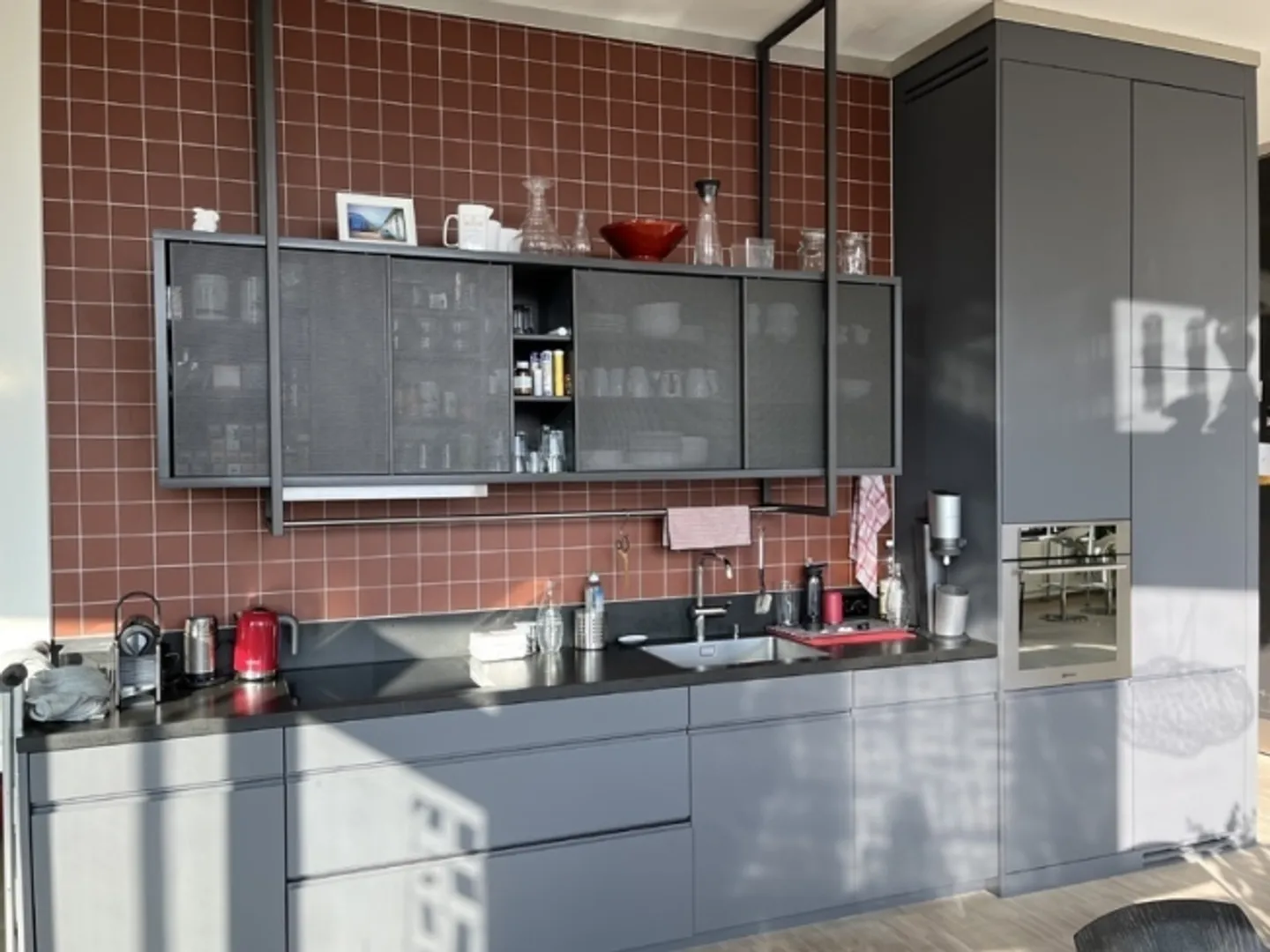 2½ ROOM APARTMENT IN ZURICH - DISTRICT 4, FURNISHED, TEMPORARY - Photo 4 of 9