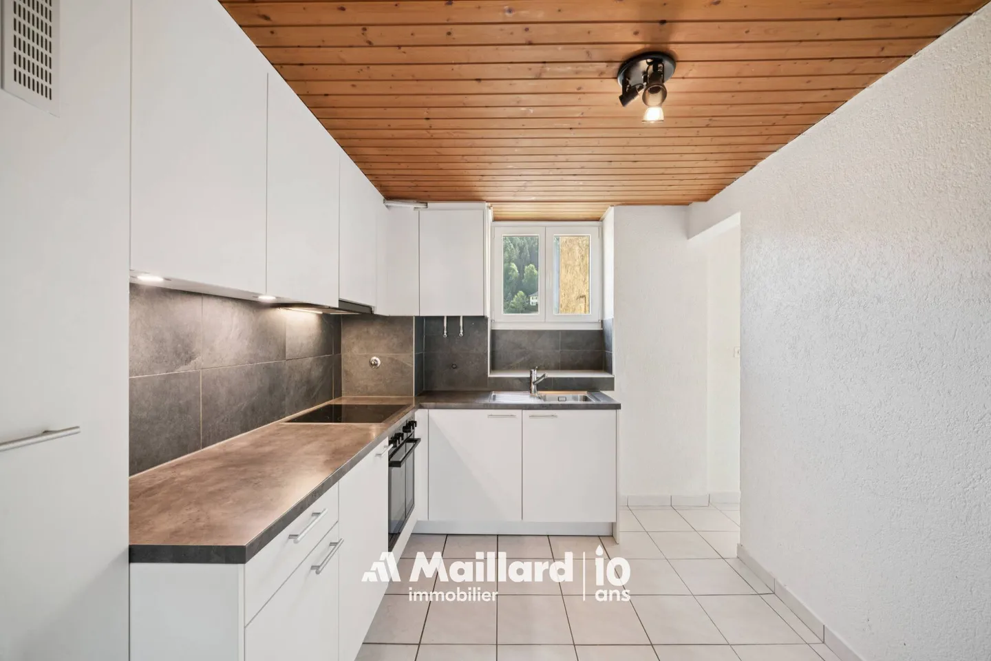 Sainte-Croix - Property held as a financial investment - Photo 3 of 16