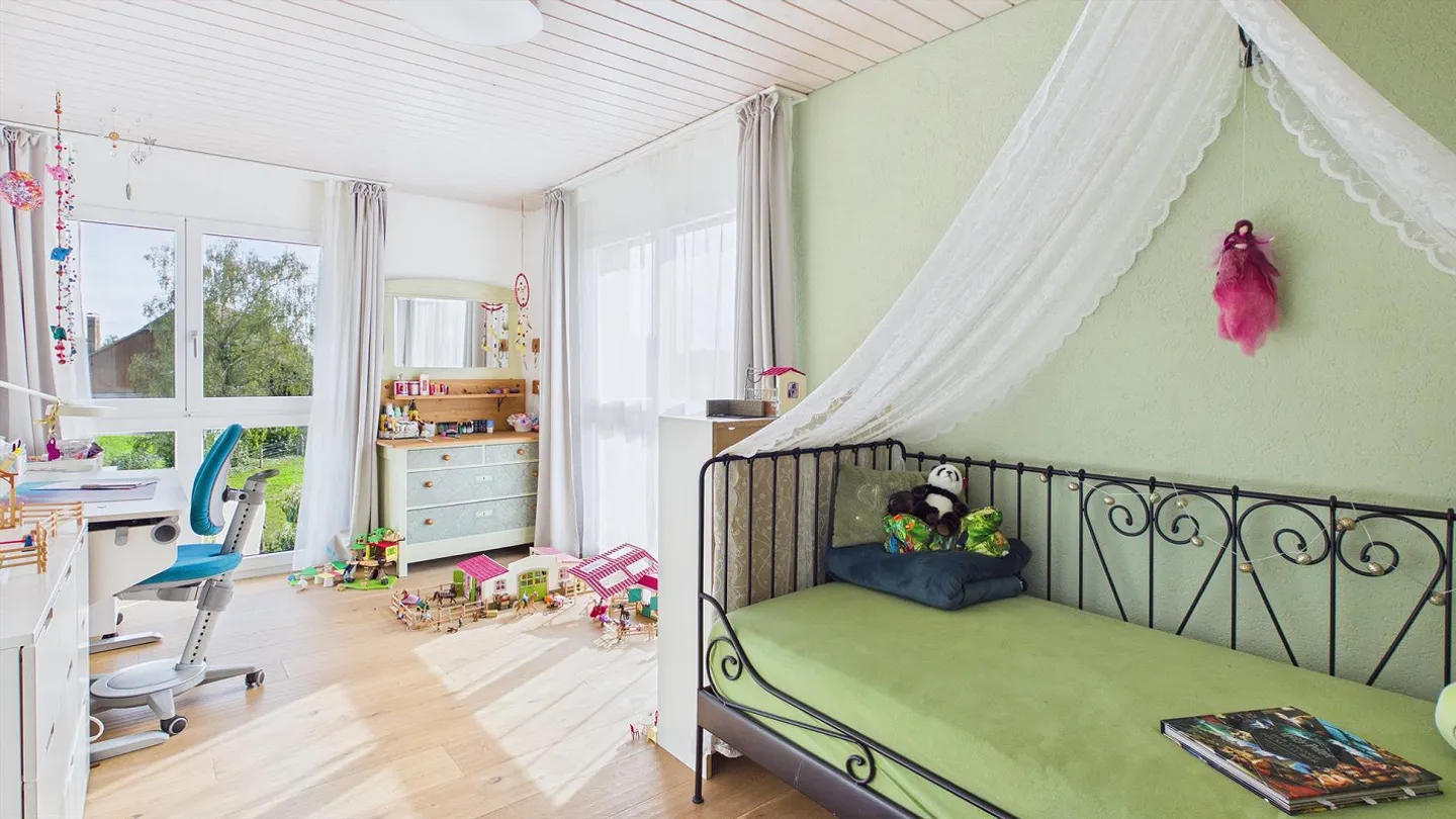 Geräumiges Familienhaus mit Flexibilität - Foto 14 von 30