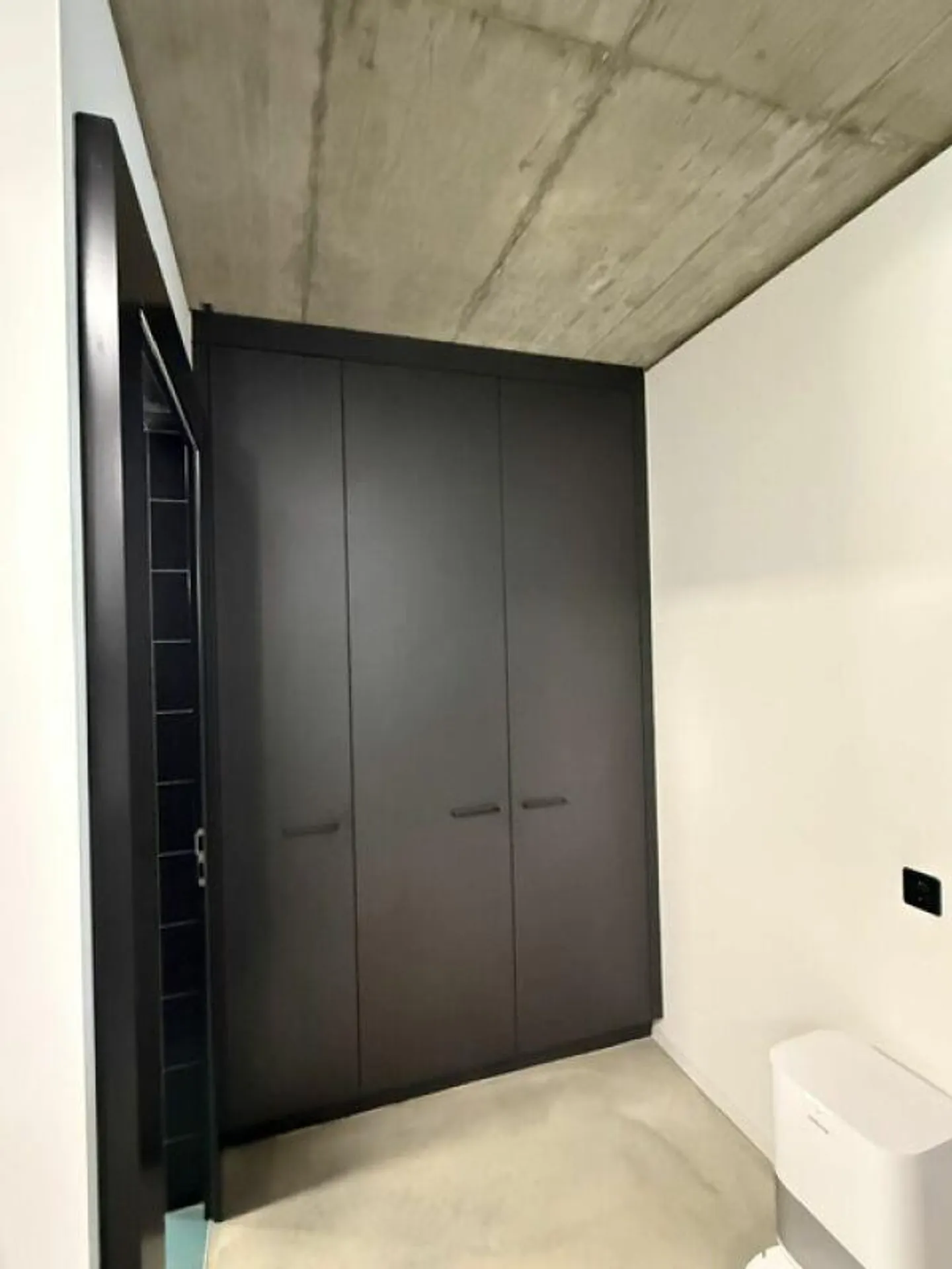 Wir vermieten eine große und moderne 2,5-Zimmer-Wohnung in zentraler Lage - Foto 12 von 16