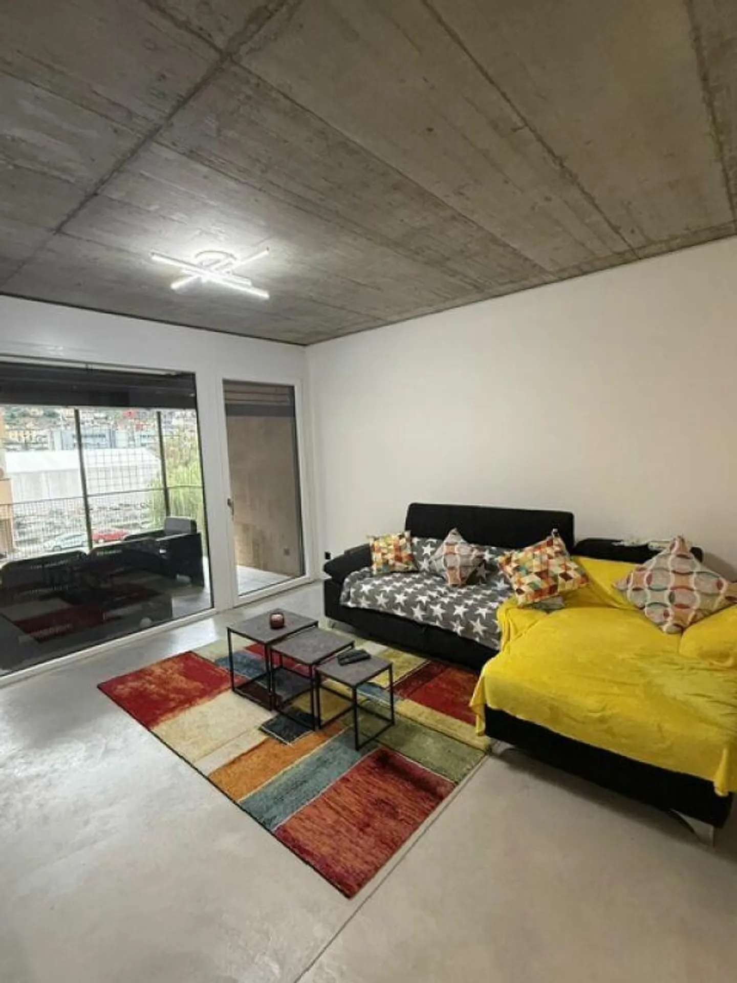 Wir vermieten eine große und moderne 2,5-Zimmer-Wohnung in zentraler Lage - Foto 1 von 16