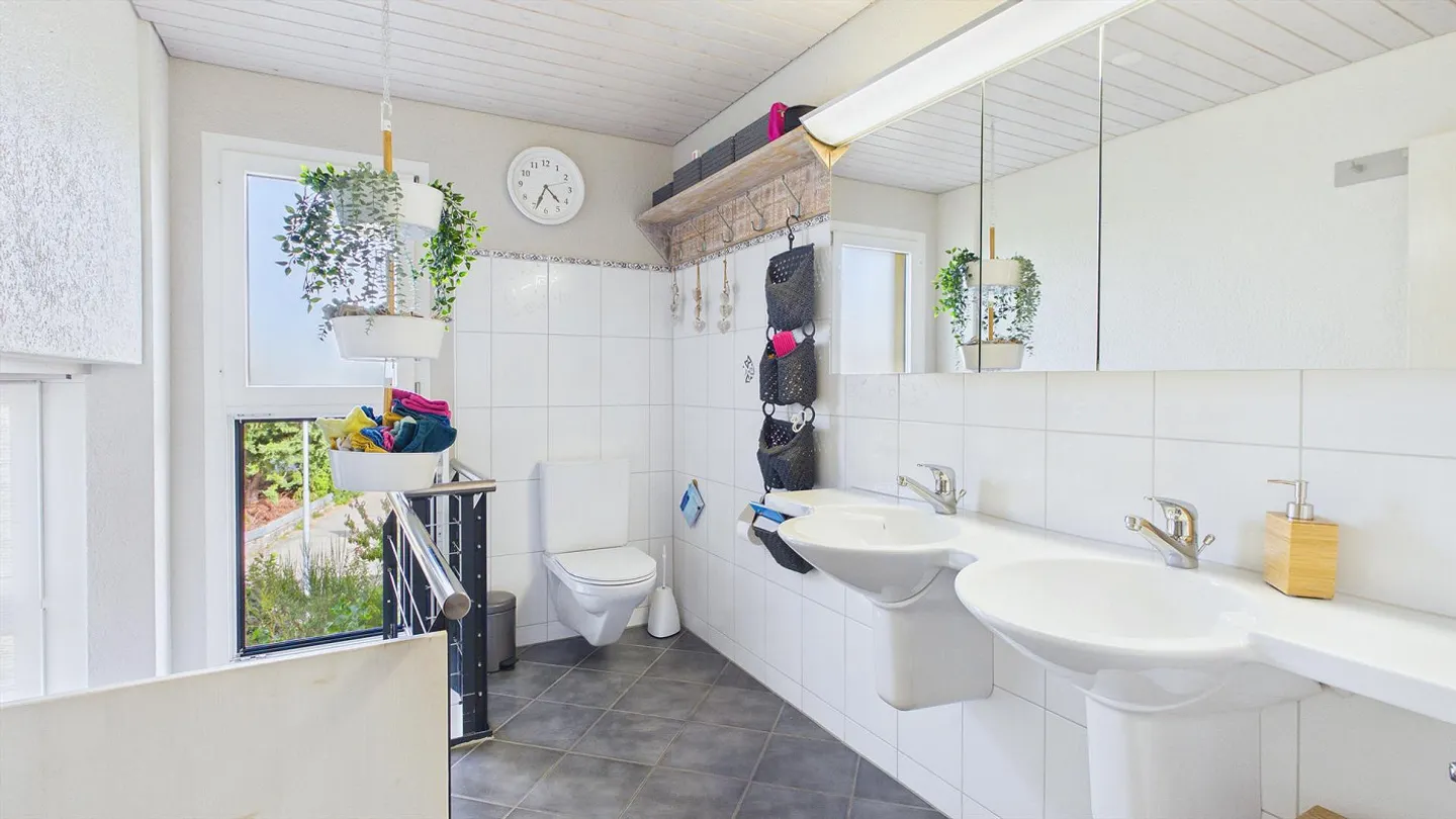 Geräumiges Familienhaus mit Flexibilität - Foto 17 von 30