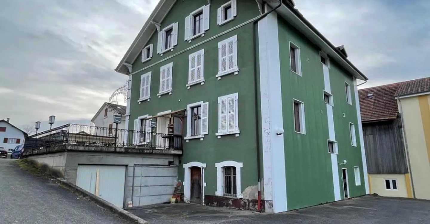 Rental Building, Bonfol - 450000 - Photo 3 of 13