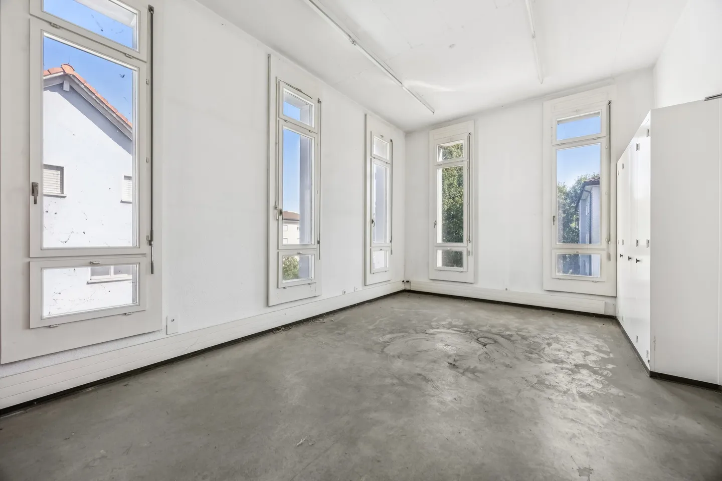 Espace de bureau, de stockage ou commercial polyvalent dans un emplacement de choix à Heerbrugg - Photo 5 sur 13