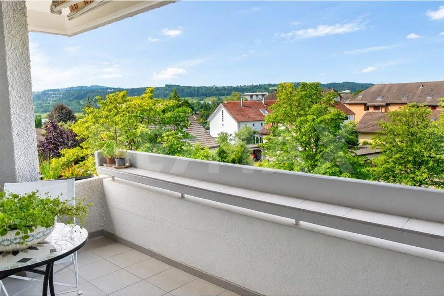 Bright 3.5-room condominium with balcony in a quiet residential area - Photo 9 of 10