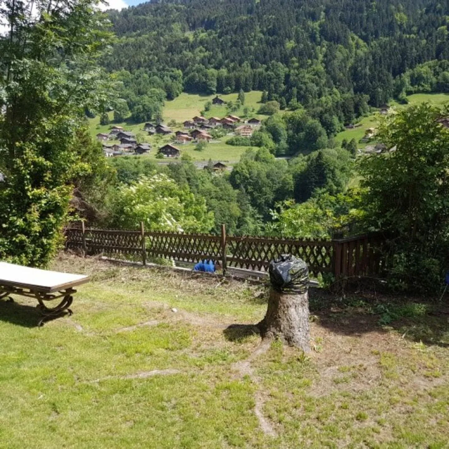 Chalet d'investissement avec 3 appartements - Photo 2 sur 17