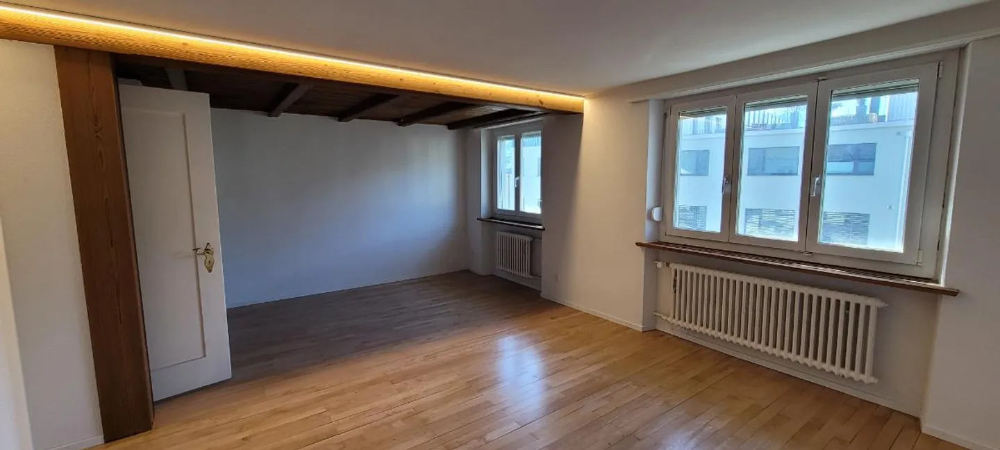 Stilvolle 4-Zimmer-Wohnung - Foto 3 von 5