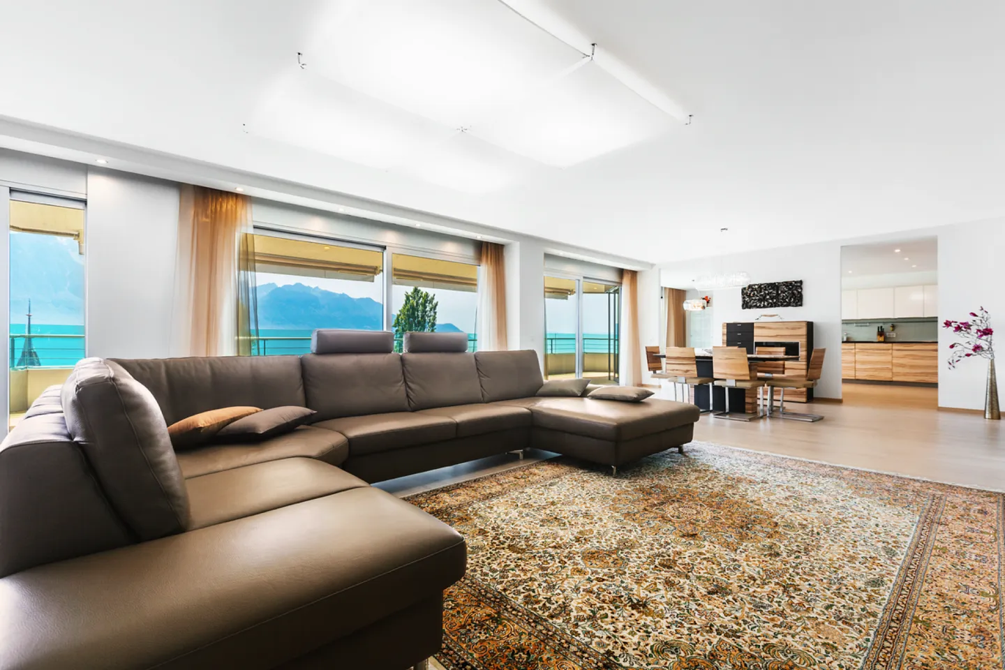 Magnifico appartamento fronte mare di 6,5 - Foto 1 di 9