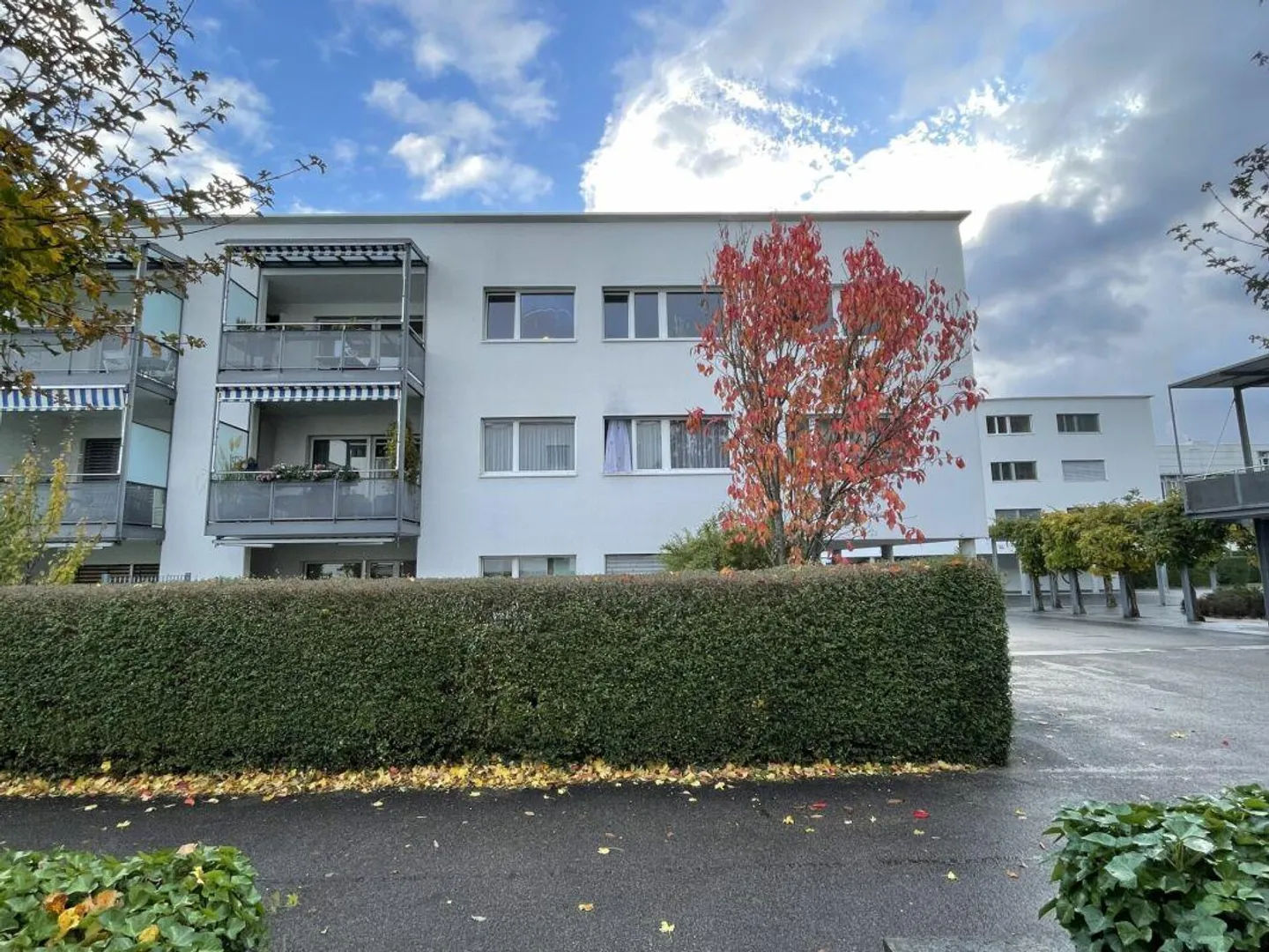 Ampio appartamento di 3,5 locali ad Adliswil - Foto 1 di 8