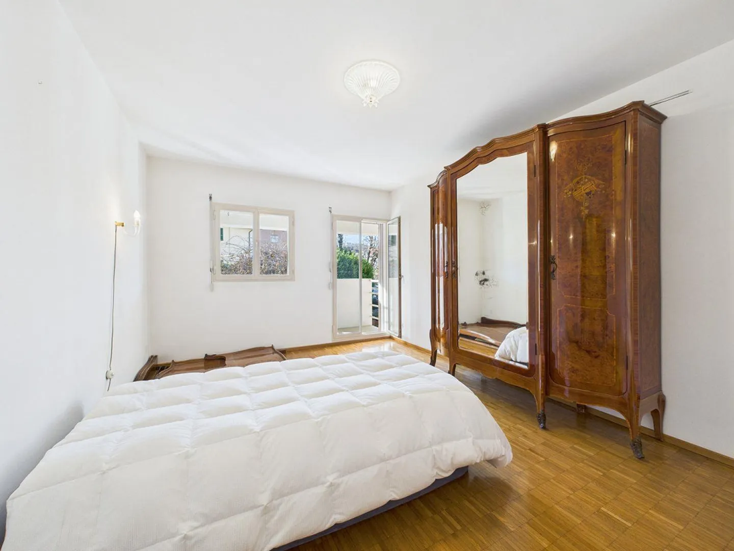 Spazio, Eleganza e Comfort a pochi passi da Lugano - Foto 11 di 14