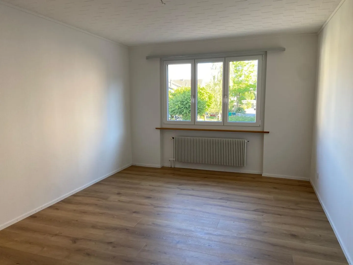 Vivere come in una casa unifamiliare - appartamento duplex ristrutturato di 5,5 locali con un meraviglioso spazio esterno (circa 600 m2) - Foto 7 di 9