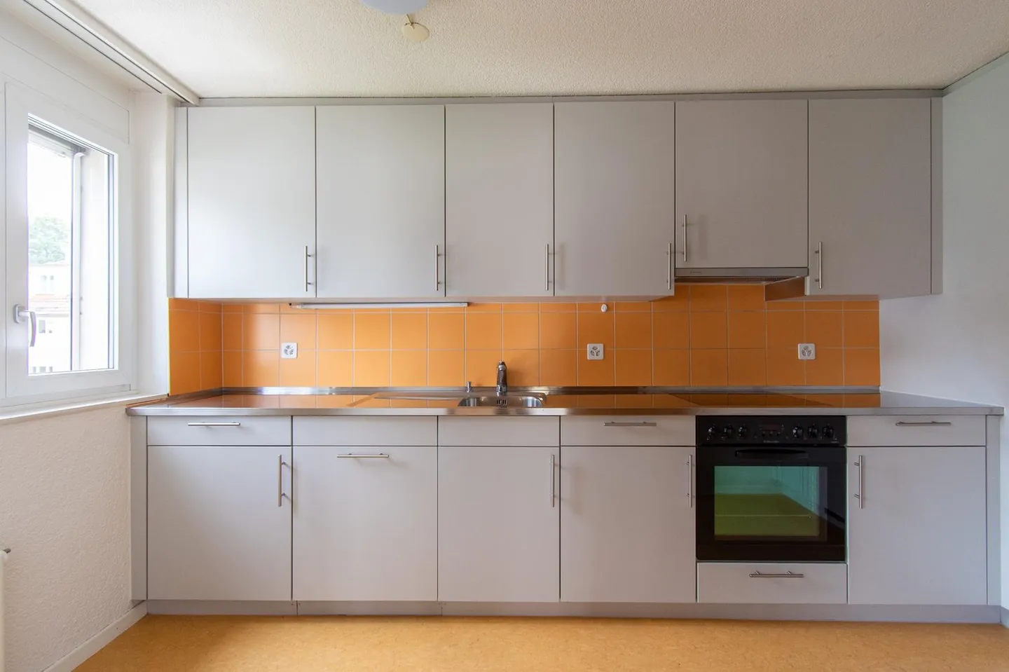 Spacious 3.5 room apartment in a quiet location, near the hospital - Photo 5 of 13