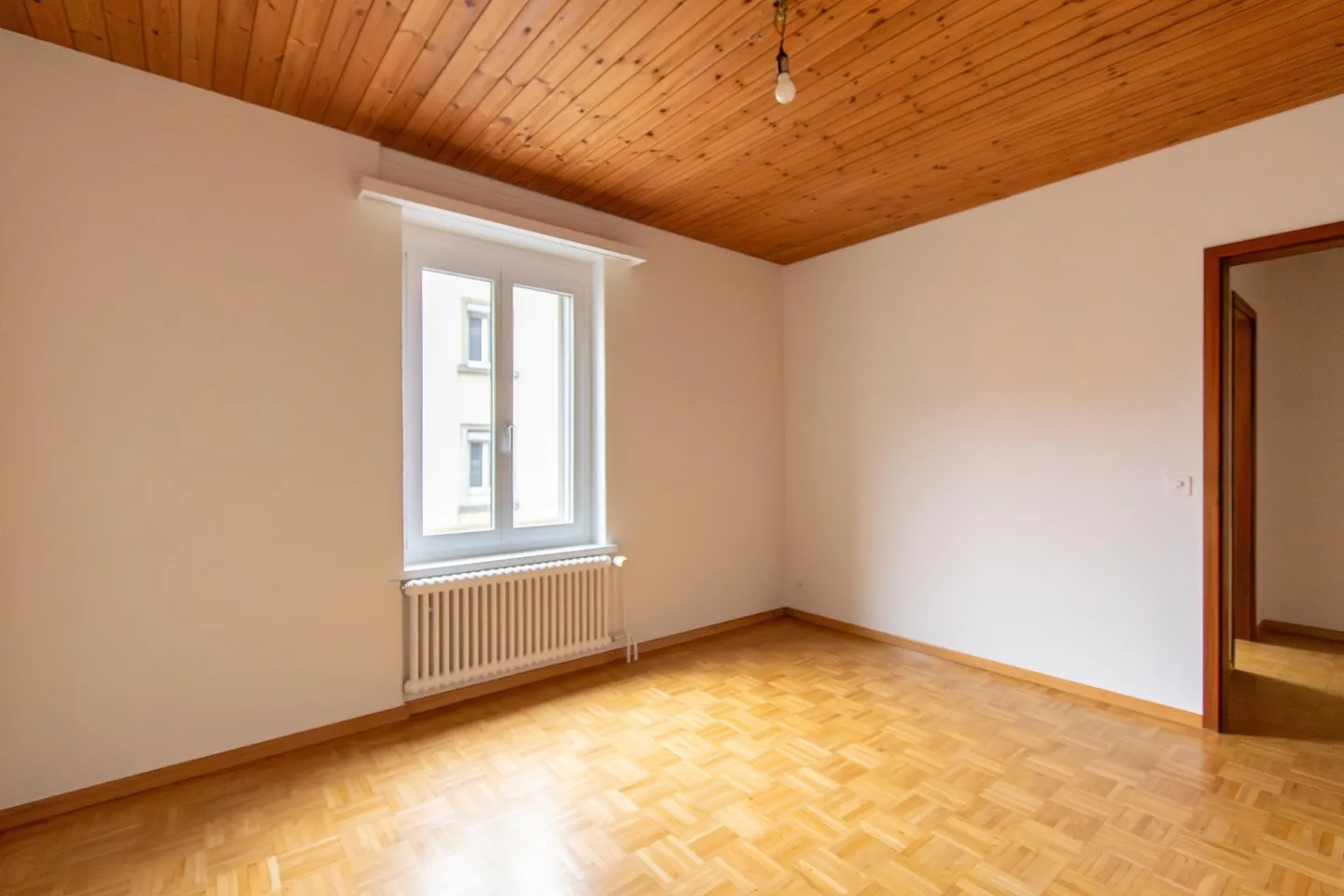 Spacious 3.5 room apartment in a quiet location, near the hospital - Photo 11 of 13