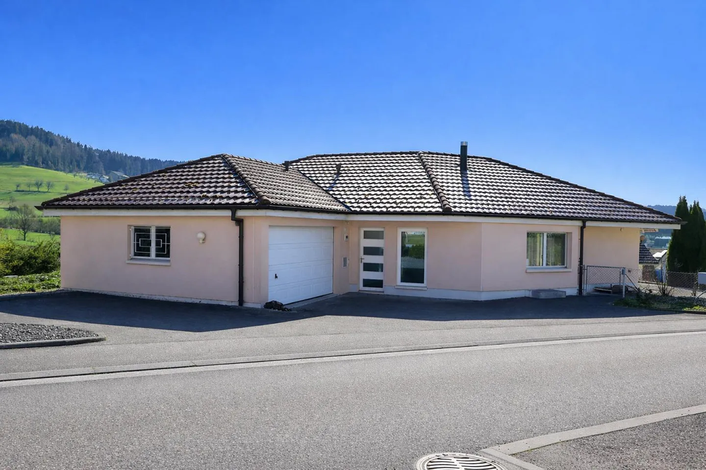 Charmantes Einfamilienhaus mit Blick - Foto 4 von 15