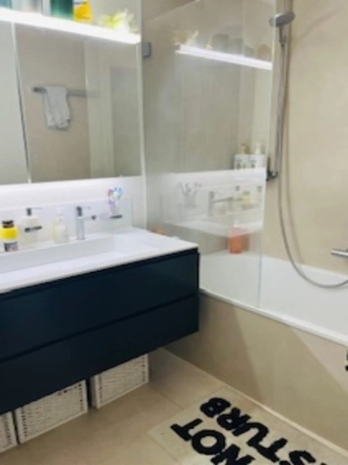 APPARTEMENT 4½ PIÈCES À ZURICH - DISTRICT 1, MEUBLÉ, TEMPORAIRE - Photo 7 sur 9