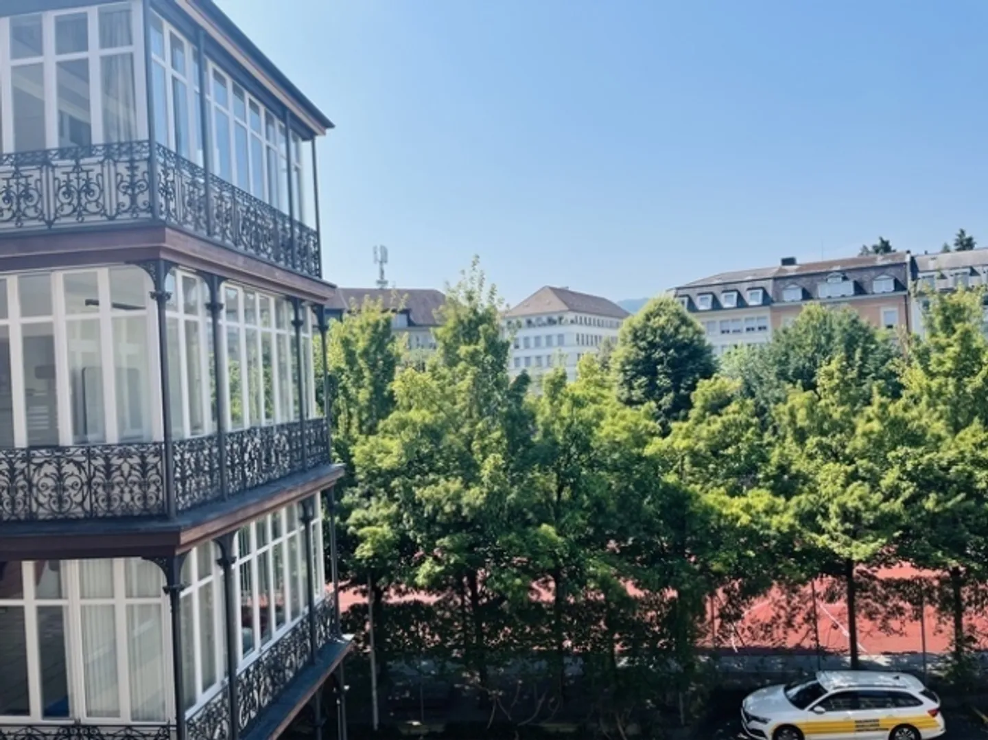 APPARTEMENT 4½ PIÈCES À ZURICH - DISTRICT 1, MEUBLÉ, TEMPORAIRE - Photo 8 sur 9