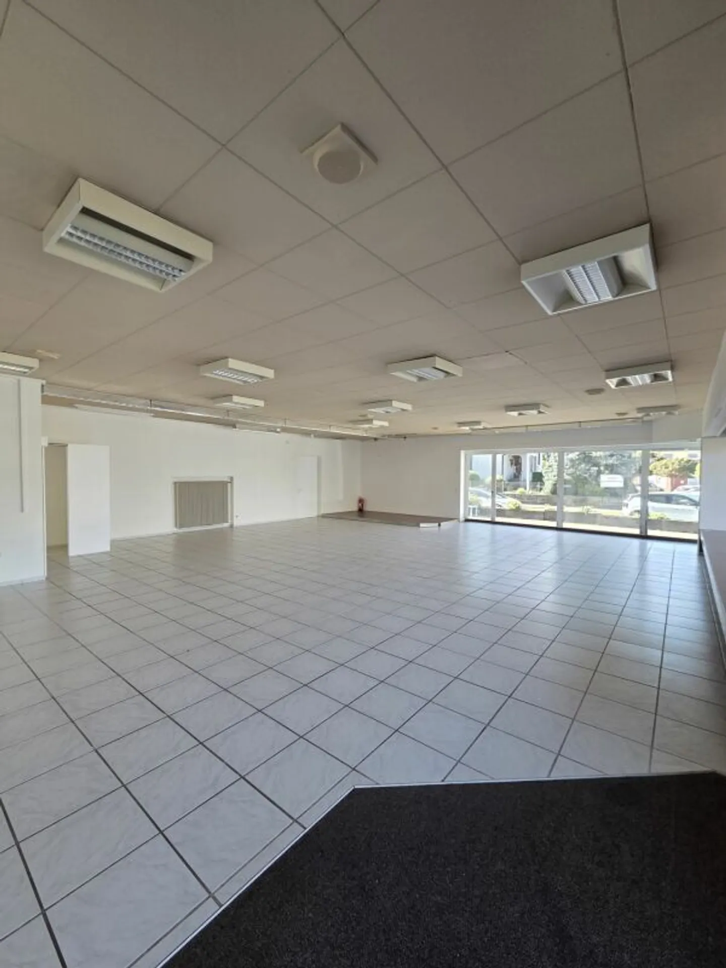 Spazio Commerciale di Prima Scelta a Gerlafingen - Foto 6 di 12