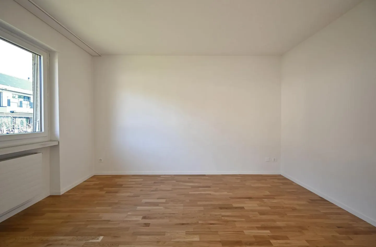Appartamento familiare ristrutturato a Thörishaus con garage e parcheggio esterno - Foto 5 di 9