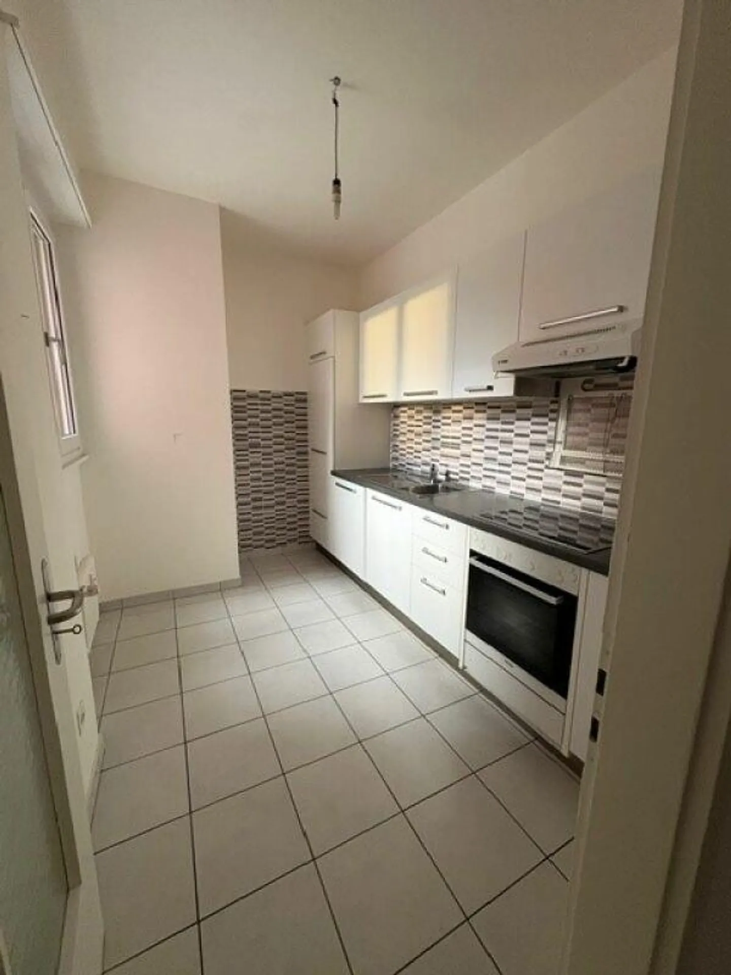 8900 Chiasso, Via G. Guisan 21a, apartment no. 2133 - Photo 3 of 8