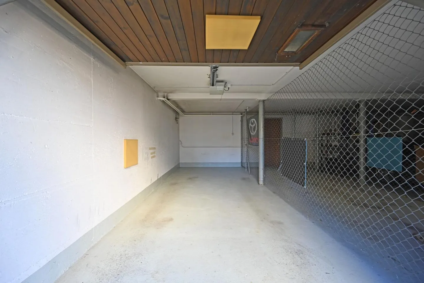 Appartamento familiare ristrutturato a Thörishaus con garage e parcheggio esterno - Foto 9 di 9