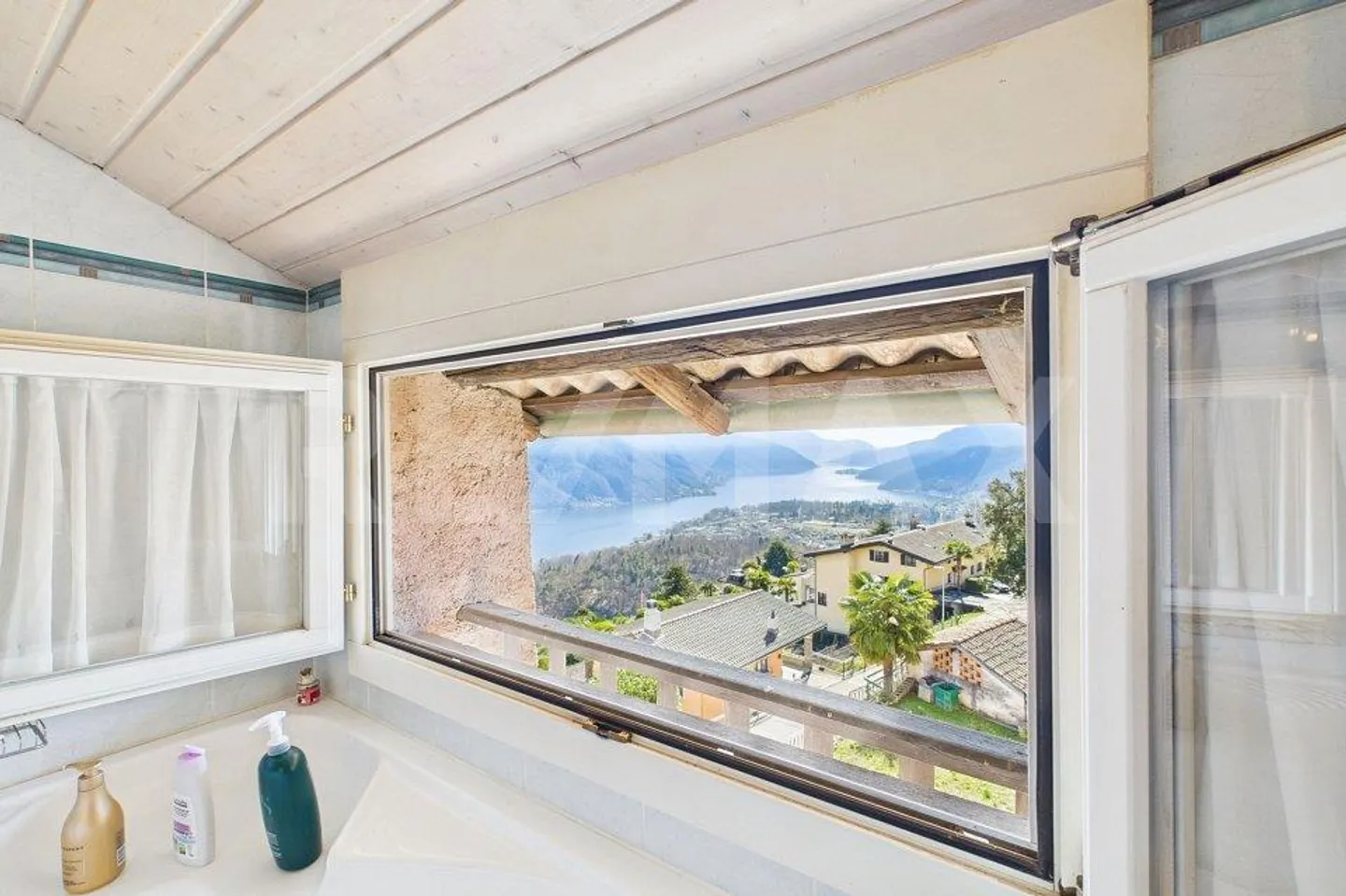 Doppelhaushälfte mit Seeblick Eleganz Komfort und Entspannung - Foto 8 von 13