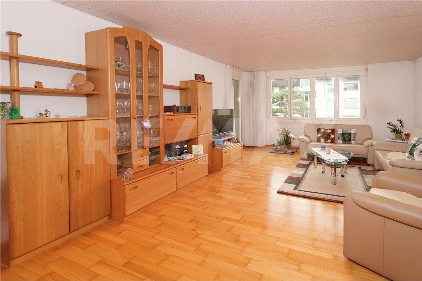 Appartement 4½ pièces ensoleillé à Rüti - Photo 3 sur 9
