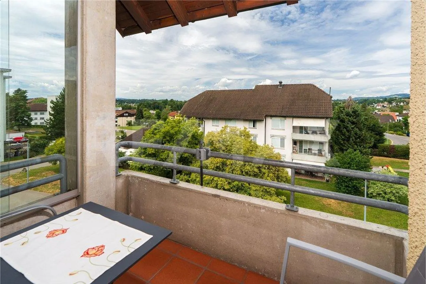 Appartement 4½ pièces ensoleillé à Rüti - Photo 8 sur 9