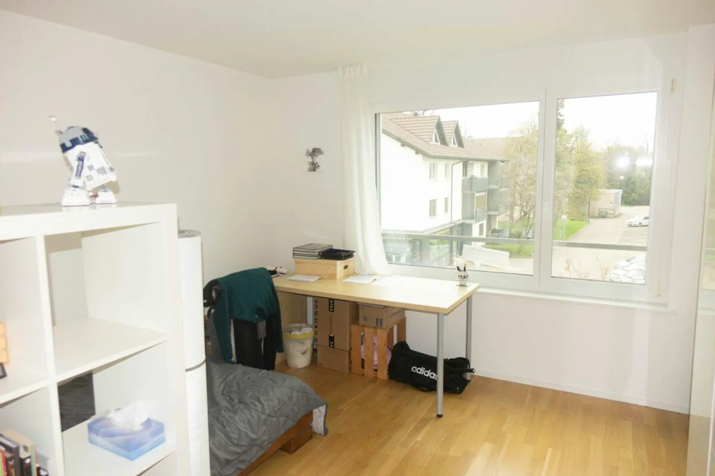 Appartamento moderno con balcone soleggiato - Foto 5 di 8