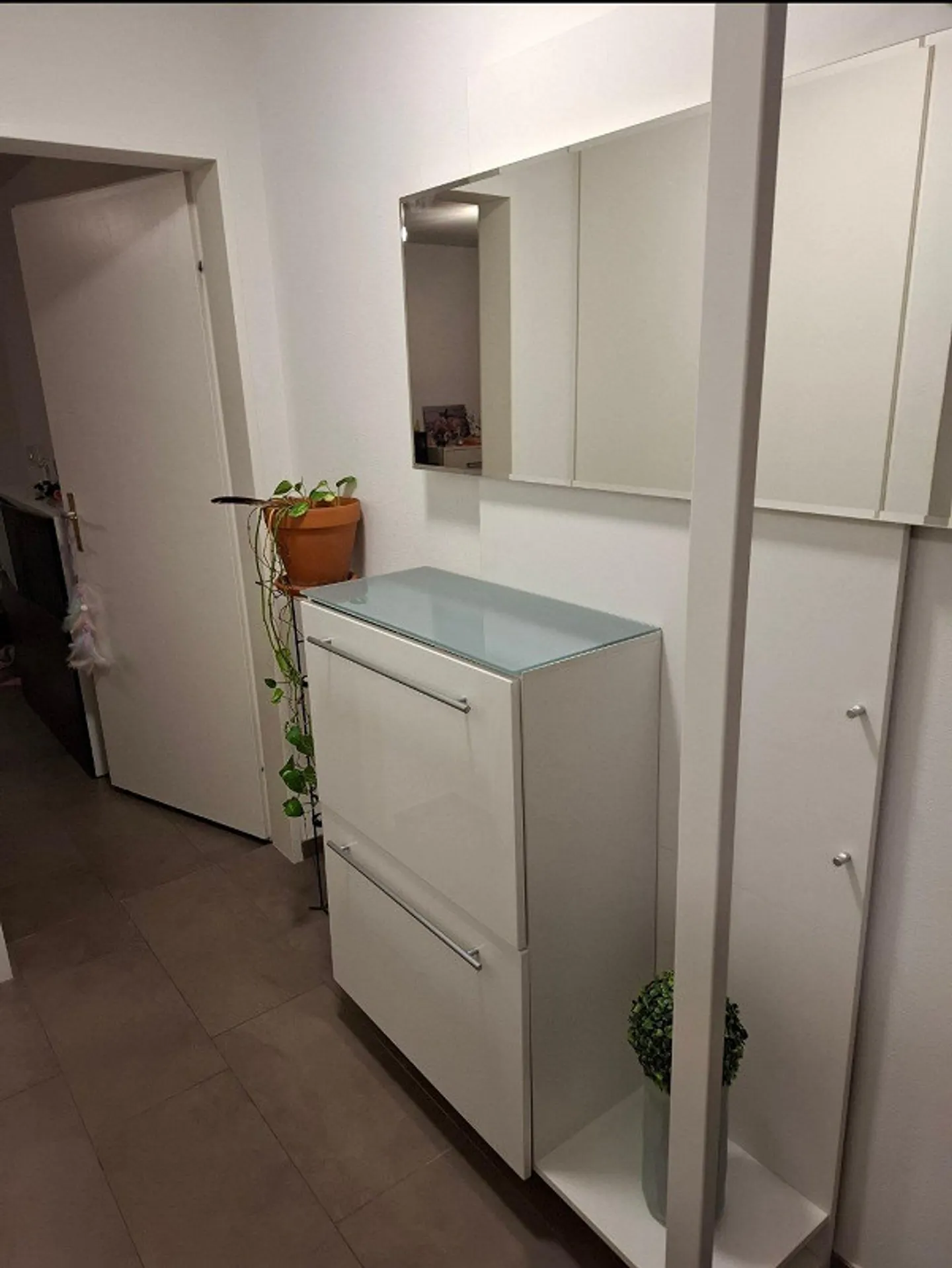2 1/2 Room Apartment for Rent on the 2nd Floor - Photo 8 of 9