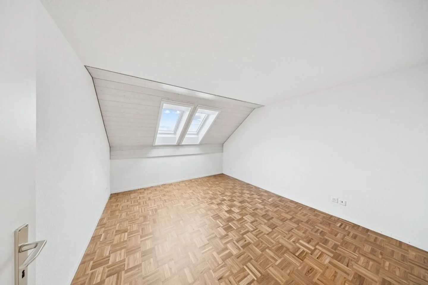 Modernes 3.5-Zimmer-Apartment - Foto 5 von 7